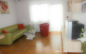 Apartamento DENA- muy bien decorado y equipado, en una excelente ubicación, alojamiento privado en Zagreb, Croacia